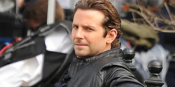 Kencan, Bradley Cooper Dikuntit Ibunya