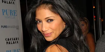 Nicole Scherzinger Sebar Foto Polos Lewat Twitter