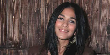 Suami Tak Hadir, Sidang Cerai Nova Eliza Ditunda