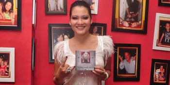 Melanie Subono Rilis Album Baru, Gratis!
