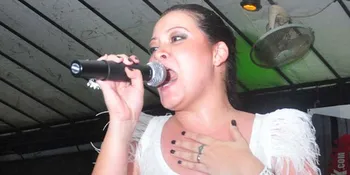 Ini Dia Alasan Melanie Subono Gratiskan Album