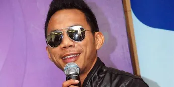 Kuliah Pertama, Norman Kamaru Adaptasi Lingkungan