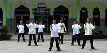 SNSG Pinter Ngaji, Jika K-Pop Melanda Pesantren!