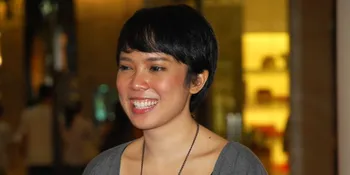 Fitri Tropica Belajar Cara Melahirkan