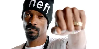 Snoop Dogg Ditangkap Karena Uang Bau Ganja