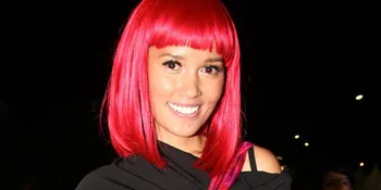 'MURSALA' Buat Titi Sjuman Keki