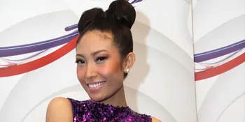 Ayu Dewi: Menikah Aku Gak Pake Cincin Tunangan