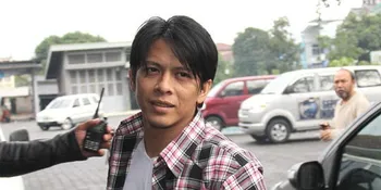 Ariel Kerja Sebagai Pegawai Konsultan Arsitek