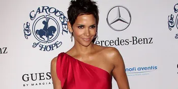 Pindah Rumah, Halle Berry Resmi Tunangan?