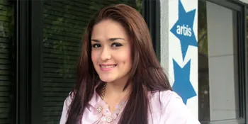 Jadi Penyanyi, Yasmine Wildblood Ingin Punya Album Sendiri
