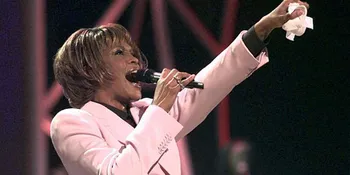 Ratu Penyanyi Pop, Whitney Houston Meninggal Dunia