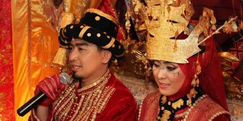 Ustad Solmed Menari di Pesta Resepsi