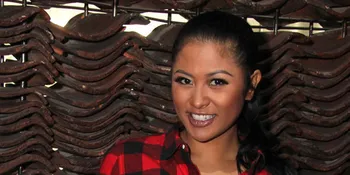 Dira Sugandi Akan Tampil Dengan Orkestra Jazz