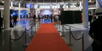 Premiere, 'DILEMA' Gelar Red Carpet 180 Meter