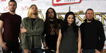 Tak Ada Grand Piano, Evanescence Siap Tampil Gothic