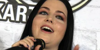 Calo Obral Tiket Evanescence