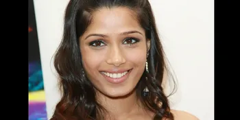 Setelah Foto Seksi, Freida Pinto Lakoni Peran Hot!