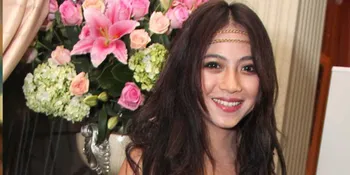 Buta, Nadia Vega Tetap Keras Kepala