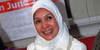 Henidar Amroe Temukan Gaya Berpakaian