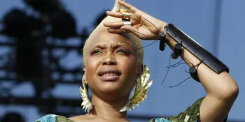 Bertato 'Allah', Erykah Badu Dicekal di Malaysia