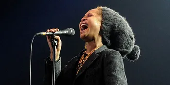 Erykah Badu Jadi Pamungkas di Hari Pertama JJF 2012
