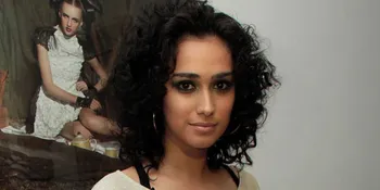 Alexandra Gottardo Dirampok!