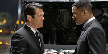 'MEN IN BLACK 3' Goes Retro