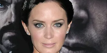 Emily Blunt Ingin Coba Jadi James Bond