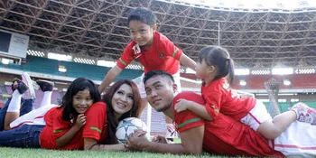 Okie Agustina - Gunawan Tak Terhalang Regulasi GBK