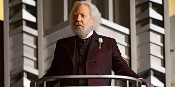 Demi Peran, Donald Sutherland Surati Sutradara