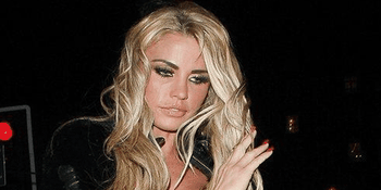 Katie Price Tak Mau Nyanyikan Lagu Orang Lain