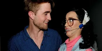 Robert Pattinson Telepon Katy Perry Setiap Hari