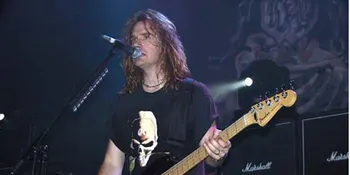 Bassis Megadeth Rilis Buku