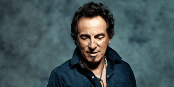 Bruce Springsteen Rebut Tahta Adele