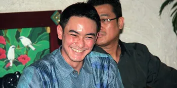 Paspampres Amankan Akad Nikah Zumi Zola