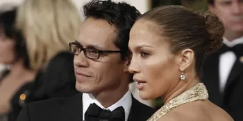 J-Lo Sedih Marc Anthony Masih Merokok dan Minum Bir
