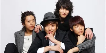 Rilis MV 'I Still Love You', CN Blue Puncaki Chart Musik