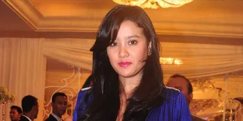 Ikut Pentas Wayang, Marcella Zalianty Belajar Menari