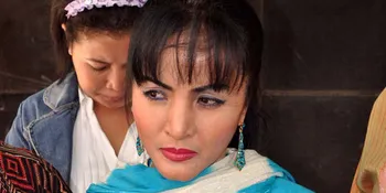 Keluarga Moerdiono: Machica Mochtar Perempuan Nakal