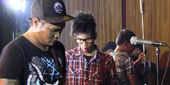 Last Child Janji Berikan Gitar ke Penonton