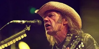 Neil Young Rilis Albumnya 5 Juni 2012