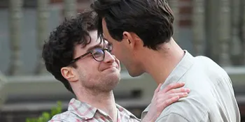Peran Gay, Daniel Radcliffe Tampak Enjoy