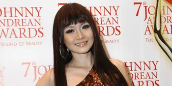 Alena Wu Merasa Perempuan Sejak 2008