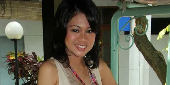 Latinka Senang Belanja di Mangga Dua