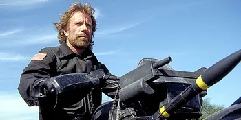 Chuck Norris Larang Anak Tonton Adegan Aksinya