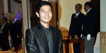 Dude Harlino, Tanpa Target Menikah