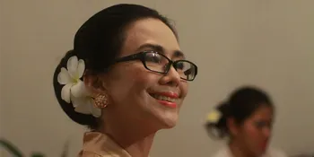 Poppy Dharsono Siap Hadapi Keluarga Moerdiono