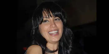 Sophia Latjuba: Di Sini Kerja di Sana Ngasuh Anak