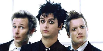 Green Day Rilis Album Trilogi