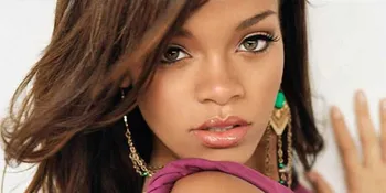 Rihanna Frustasi Ditanya Mengenai Kisah Cinta